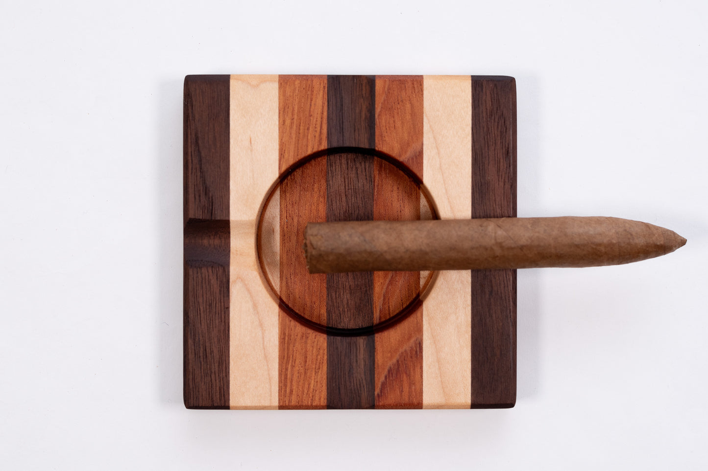 CA1 - Tri-Colored Cigar Ashtray