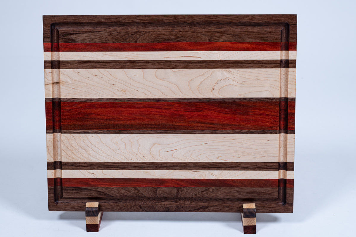 CB33 - Multi-Colored Face Grain Cutting Board with Stands